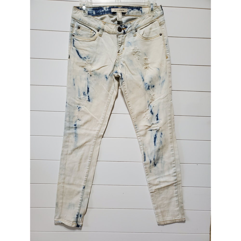 Life in Progress off white distressed blue streaks